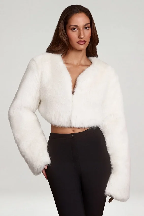 Almerinda Faux Fur Cropped Bolero in White Almerinda Faux Fur Cropped Bolero in White