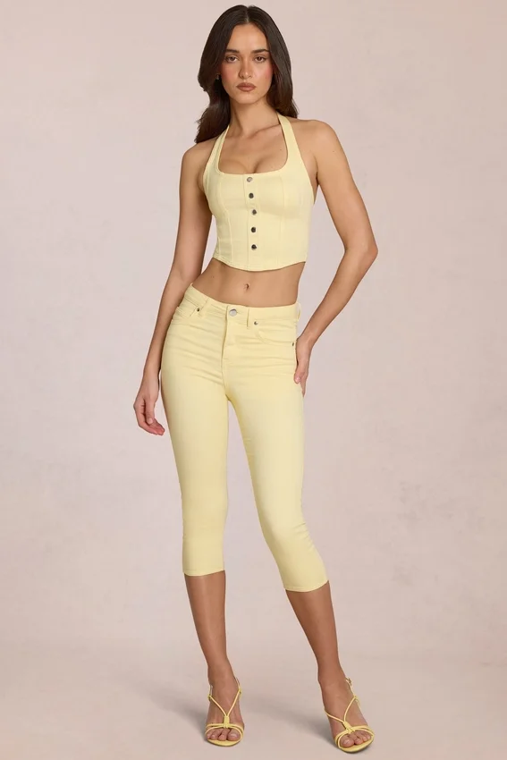 Anessa Mid-Rise Capri Jeans in Lemon Yellow Anessa Mid-Rise Capri Jeans in Lemon Yellow