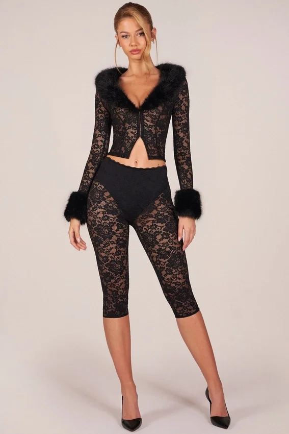 Annalisa Laced Capri Trousers in Black Annalisa Laced Capri Trousers in Black