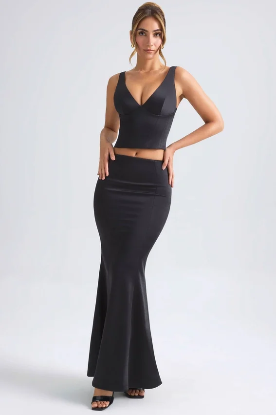 Ceres Mid-Rise Fishtail Maxi Skirt in Black Ceres Mid-Rise Fishtail Maxi Skirt in Black