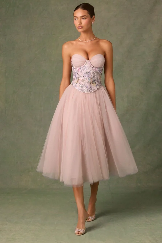 Elia Embellished Lace-Up Cupless Corset in Floral Pink Elia Embellished Lace-Up Cupless Corset in Floral Pink