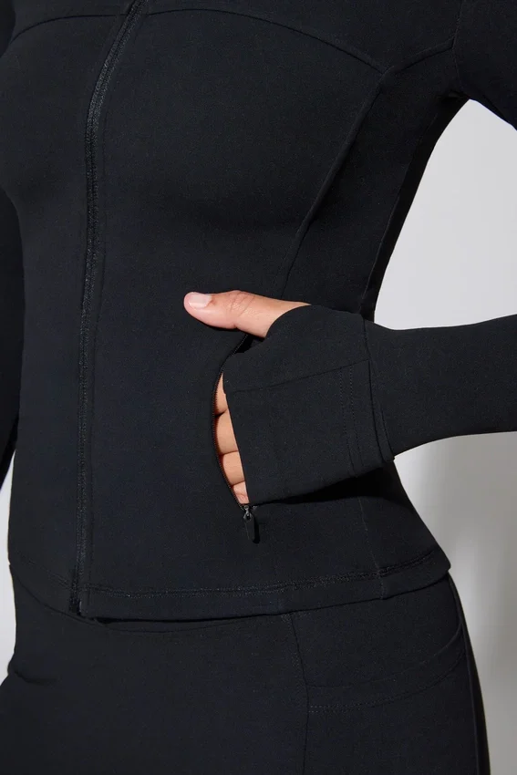 Long Sleeve Zip Up Jacket in Black Long Sleeve Zip Up Jacket in Black