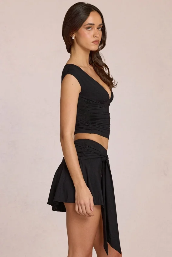Evelique Mid-Rise Skort in Black Evelique Mid-Rise Skort in Black