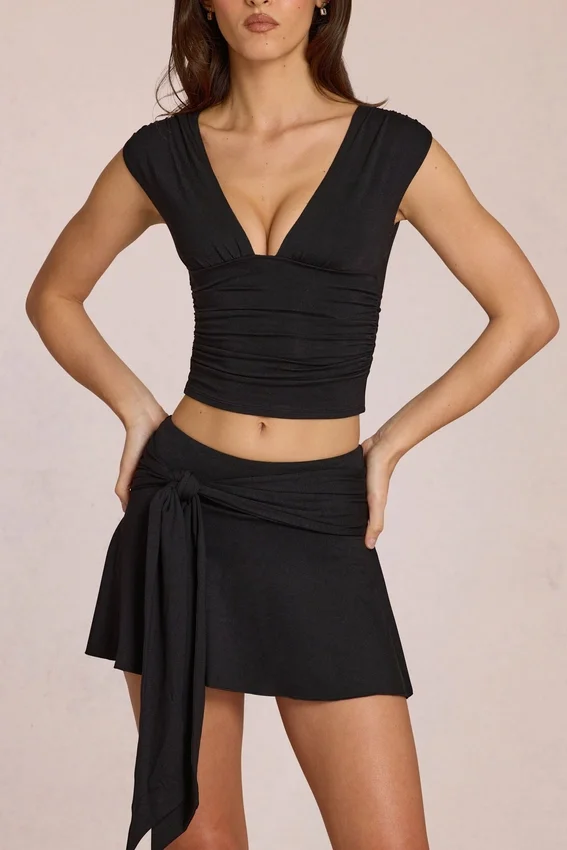 Evelique Mid-Rise Skort in Black Evelique Mid-Rise Skort in Black