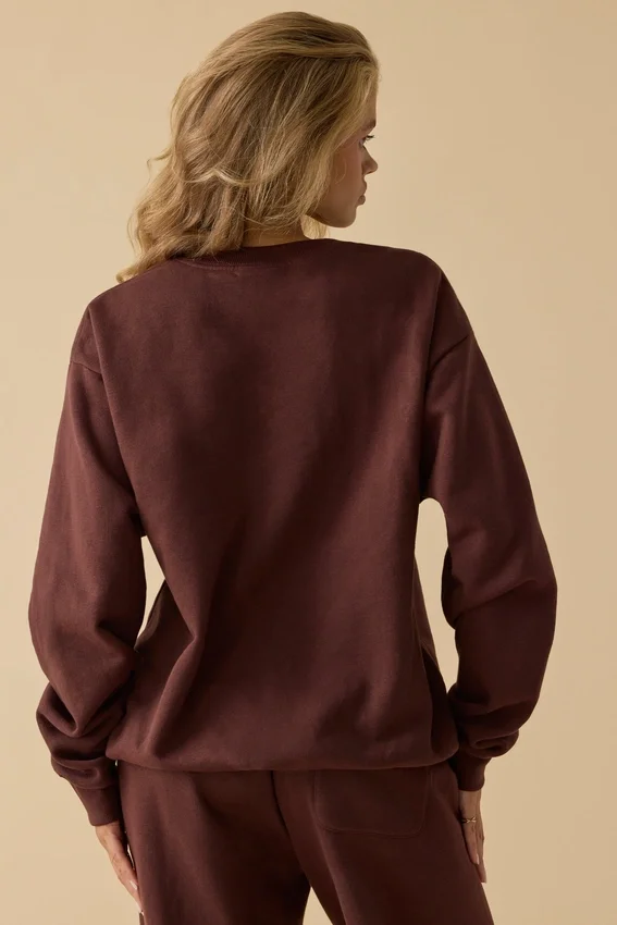 Oversized Crew Neck Sweatshirt in Mahogany Oversized Crew Neck Sweatshirt in Mahogany