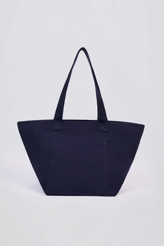 Oversized Tote Bag in Classic Navy Oversized Tote Bag in Classic Navy