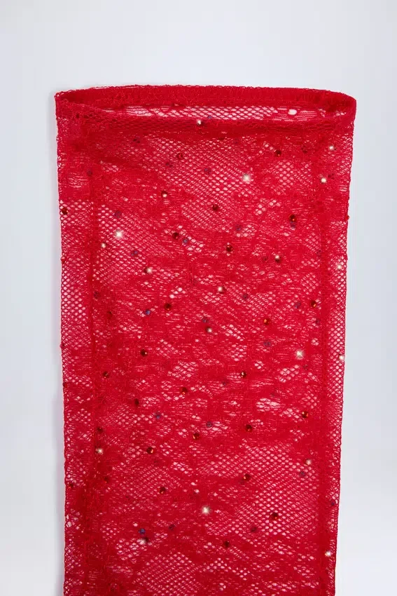 Poe Lace Gloves in Fire Red Poe Lace Gloves in Fire Red