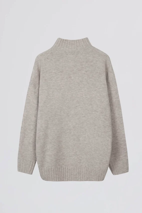 Soft Knit Oversized Jumper in Beige Soft Knit Oversized Jumper in Beige
