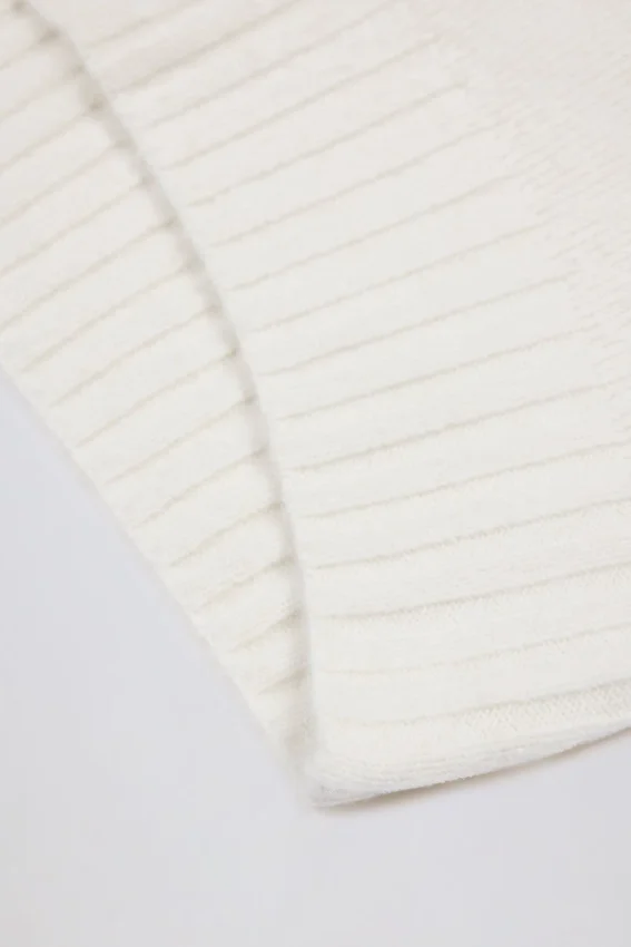 Soft Knit Oversized Jumper in Ivory Soft Knit Oversized Jumper in Ivory