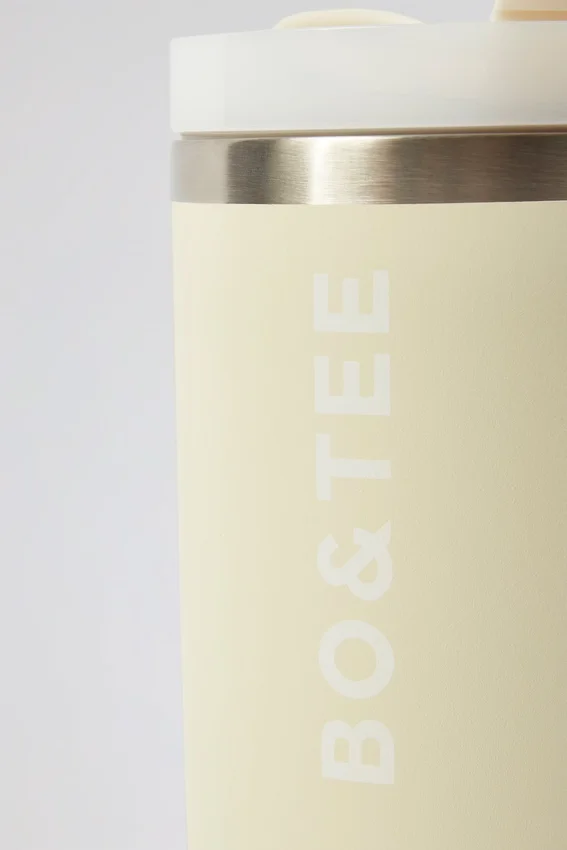 Stainless Steel Water Bottle in Cream Stainless Steel Water Bottle in Cream