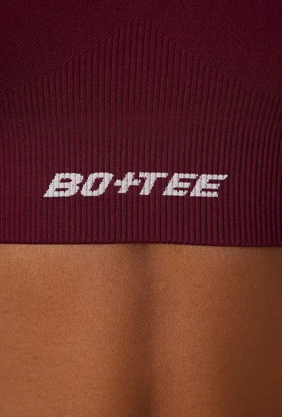 Super Sculpt Seamless Cross Back Sports Bra in Plum Super Sculpt Seamless Cross Back Sports Bra in Plum