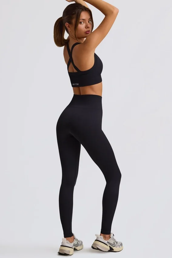 Super Sculpt Seamless High-Waist Leggings in Black Super Sculpt Seamless High-Waist Leggings in Black