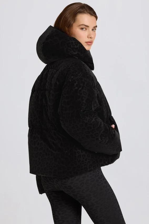 Waterproof Cropped Oversized Ski Jacket in Black Leopard Waterproof Cropped Oversized Ski Jacket in Black Leopard