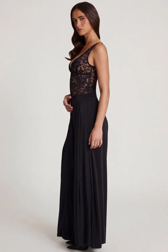 Zafira Soft Jersey Mid-Rise Wide-Leg Trousers in Black Zafira Soft Jersey Mid-Rise Wide-Leg Trousers in Black