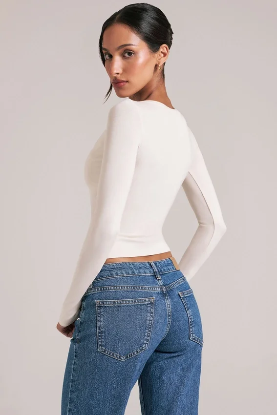 Zyra V-Neck Long-Sleeve Top in Ivory Zyra V-Neck Long-Sleeve Top in Ivory
